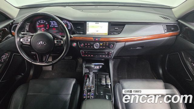 Kia K7 2016 — photo 10