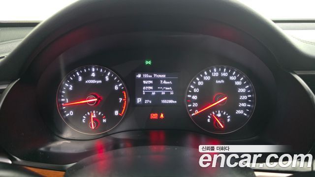 Kia K7 2016 — photo 11