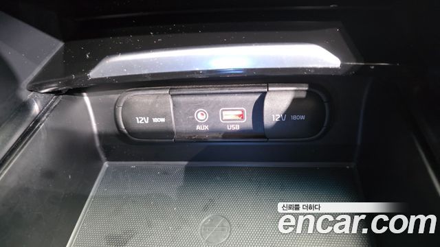 Kia K7 2016 — photo 19