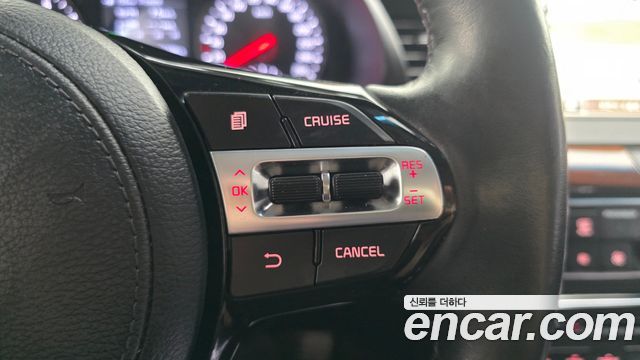 Kia K7 2016 — photo 26