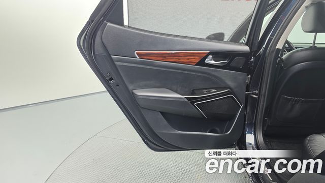 Kia K7 2016 — photo 15