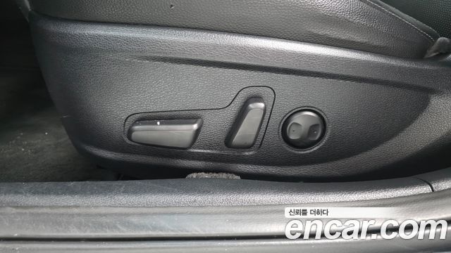 Kia K7 2016 — photo 31