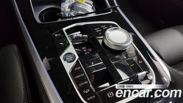 BMW X5 2025 — photo 9