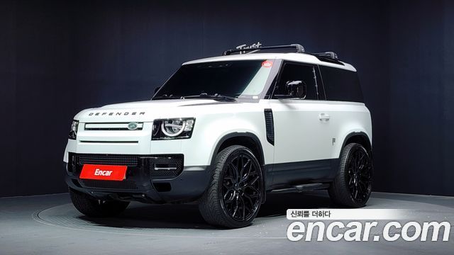 Land Rover Defender 2022 — photo 1