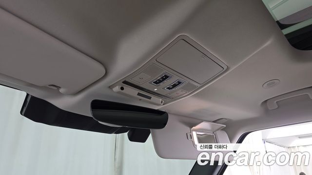 Land Rover Defender 2022 — photo 30