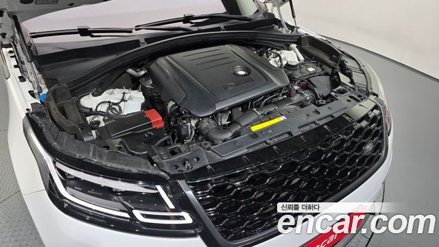 Land Rover Range Rover Velar 2018 — photo 6