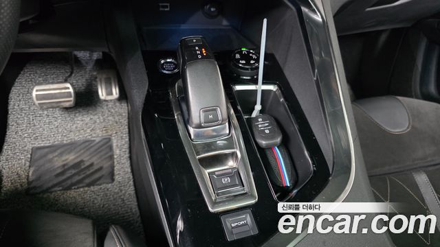 Peugeot 3008 2021 — photo 12