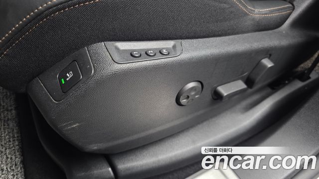 Peugeot 3008 2021 — photo 24