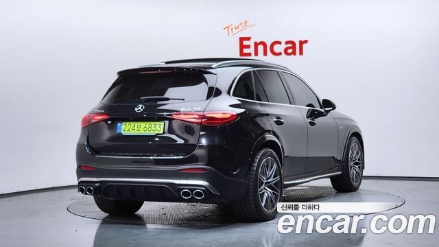 Mercedes-Benz GLC-Class 2025 — photo 2