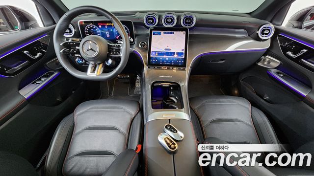 Mercedes-Benz GLC-Class 2025 — photo 10
