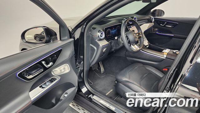 Mercedes-Benz GLC-Class 2025 — photo 13