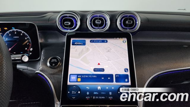 Mercedes-Benz GLC-Class 2025 — photo 18
