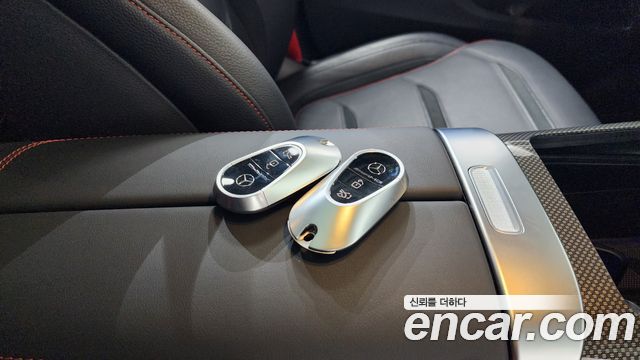 Mercedes-Benz GLC-Class 2025 — photo 21