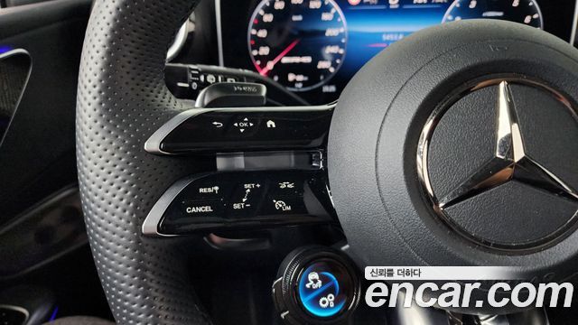 Mercedes-Benz GLC-Class 2025 — photo 23