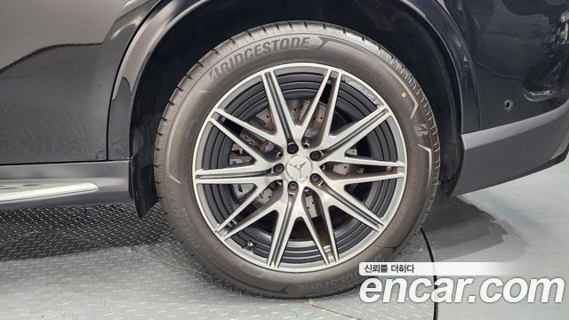 Mercedes-Benz GLC-Class 2025 — photo 7