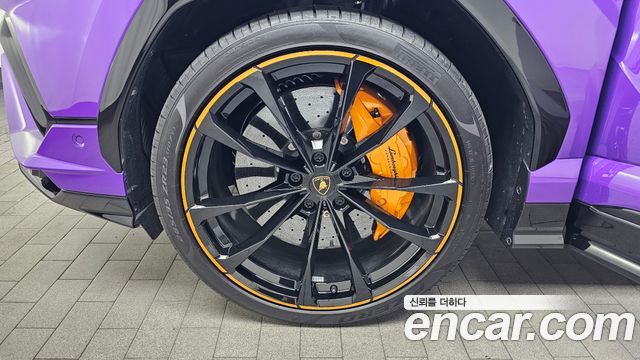 Lamborghini Urus 2024 — photo 5