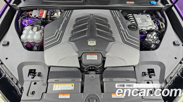 Lamborghini Urus 2024 — photo 6