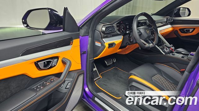 Lamborghini Urus 2024 — photo 13