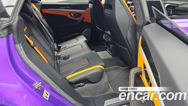 Lamborghini Urus 2024 — photo 18