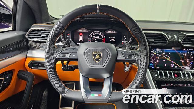 Lamborghini Urus 2024 — photo 19