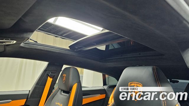 Lamborghini Urus 2024 — photo 21
