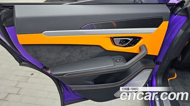 Lamborghini Urus 2024 — photo 15