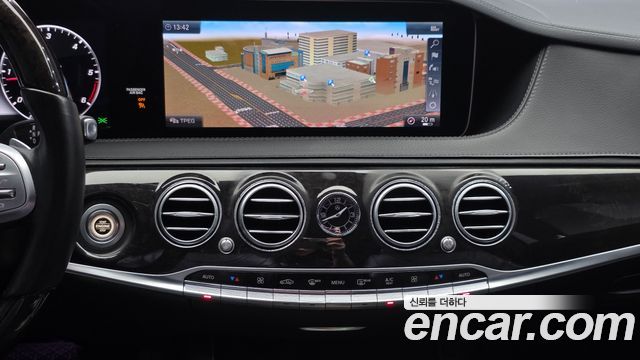 Mercedes-Benz S-Class 2018 — photo 18