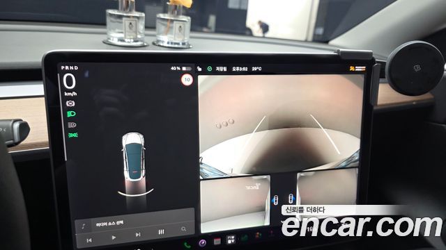 Tesla Model Y 2021 — photo 15