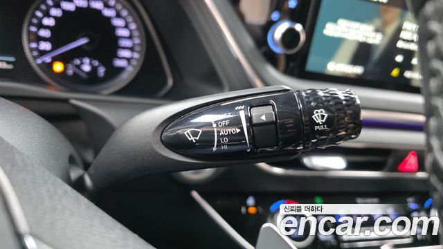 Hyundai Sonata 2022 — photo 24