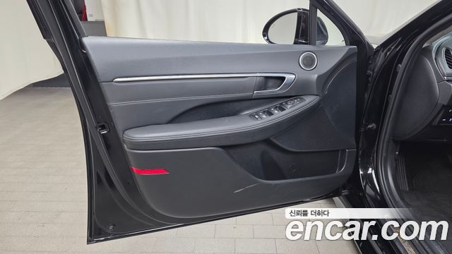 Hyundai Sonata 2022 — photo 14