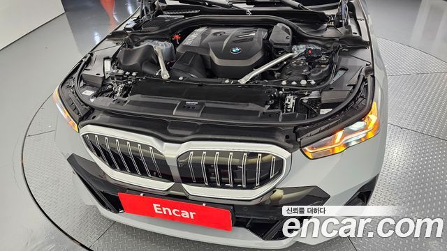 BMW 5-Series 2026 — photo 6