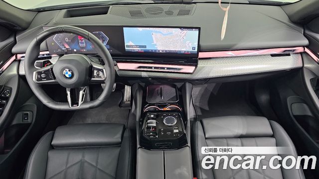 BMW 5-Series 2026 — photo 10