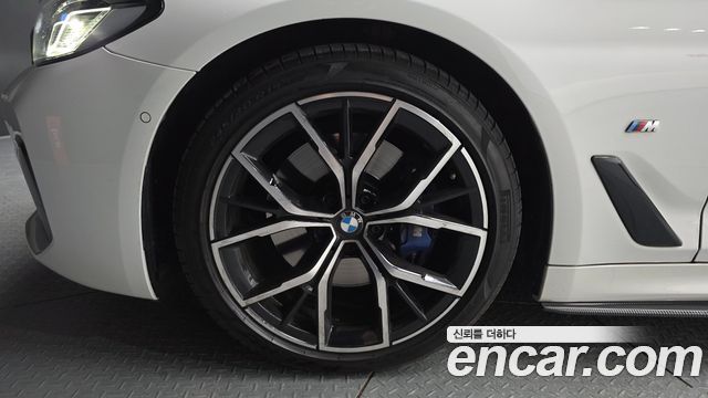 BMW 5-Series 2022 — photo 5