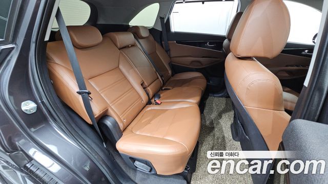 Kia Sorento 2018 — photo 17