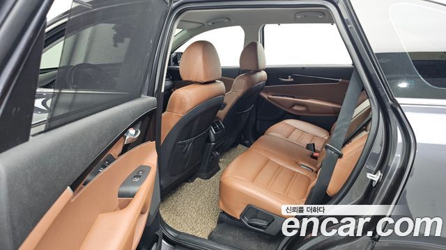 Kia Sorento 2018 — photo 18