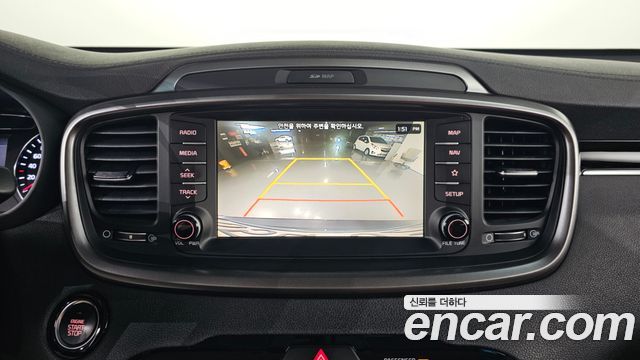 Kia Sorento 2018 — photo 21