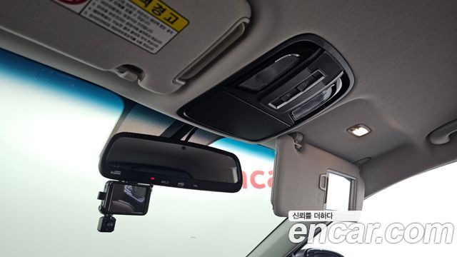 Kia Sorento 2018 — photo 25