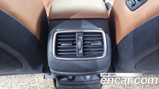 Kia Sorento 2018 — photo 28