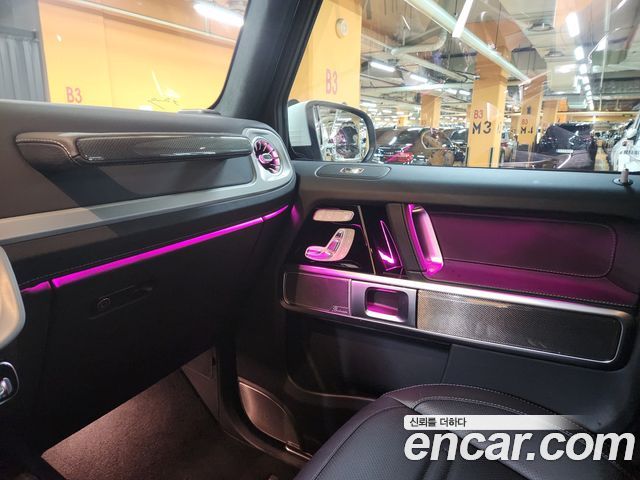 Mercedes-Benz G-Class 2025 — photo 19