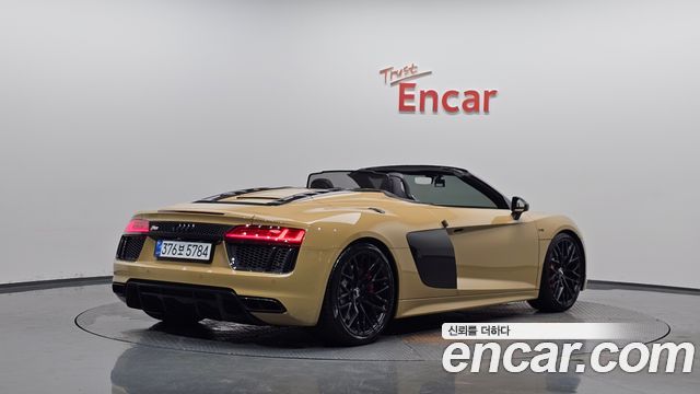 Audi R8 2017 — photo 2