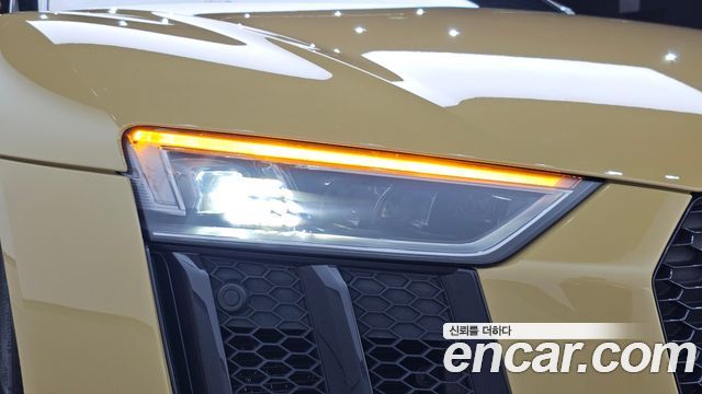 Audi R8 2017 — photo 8