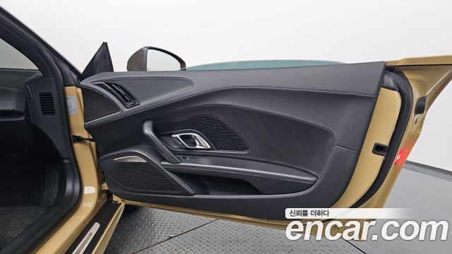 Audi R8 2017 — photo 14