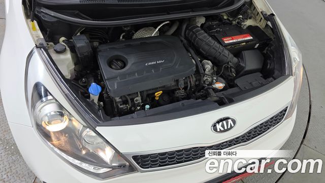 Kia pride 2015 — photo 5