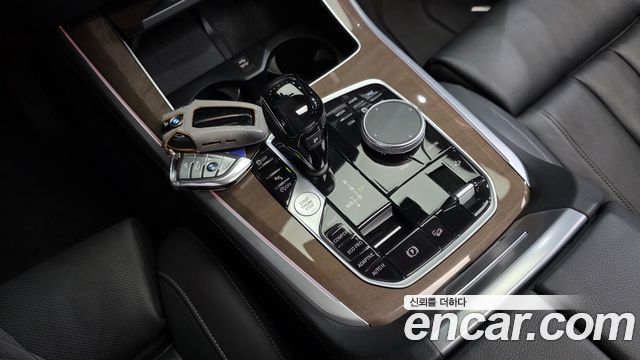 BMW X5 2020 — photo 12