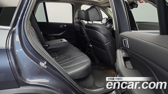 BMW X5 2020 — photo 18