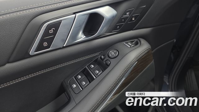 BMW X5 2020 — photo 27