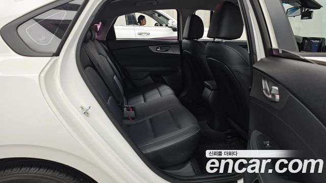 Kia K3 2020 — photo 12