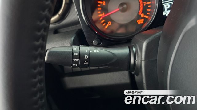 Suzuki Jimny 2021 — photo 26