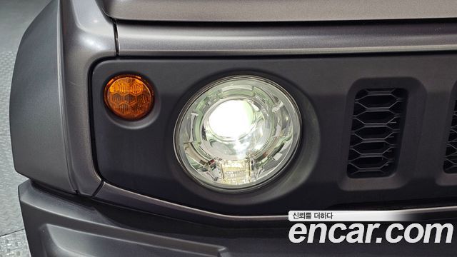 Suzuki Jimny 2021 — photo 8