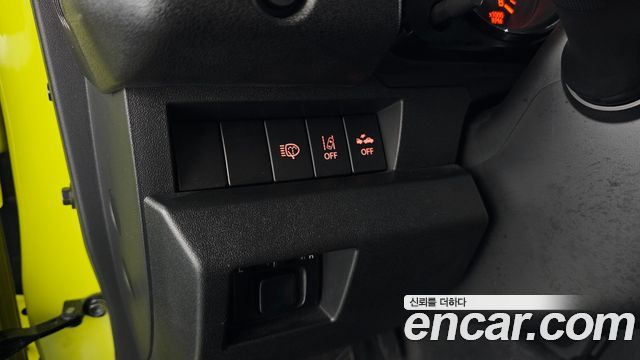 Suzuki Jimny 2021 — photo 28